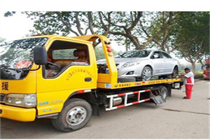 凤凰附近24小时汽车拖车服务热线